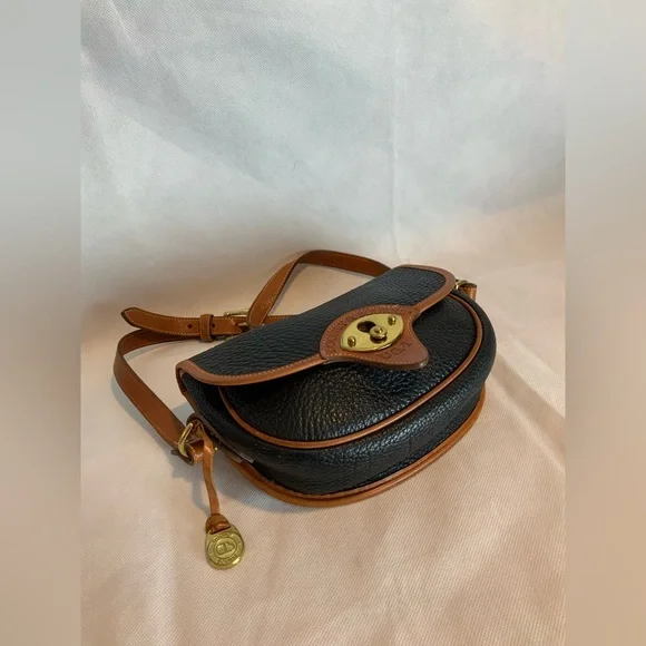 Dooney & Bourke vintage cavalry trooper bag pebbled leather crossbody - Picture 1 of 9